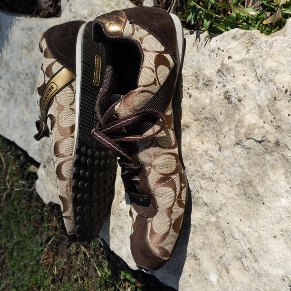 Coach shoes - Picture 3 of 8